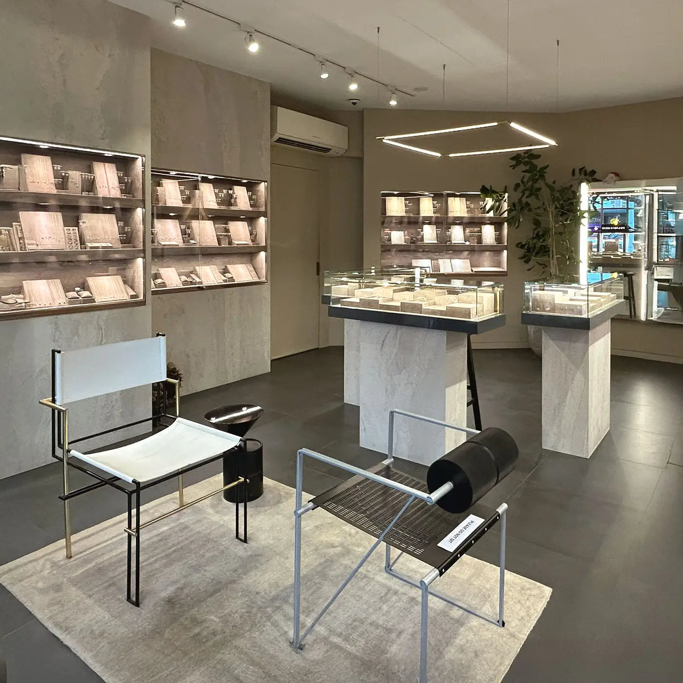 Inside our Custom Jewelry NYC Store, on the east side of Manhattan in the West Village.